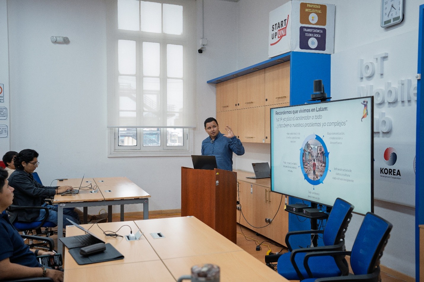 Juan Pablo Sinarahua en AI en la Industria