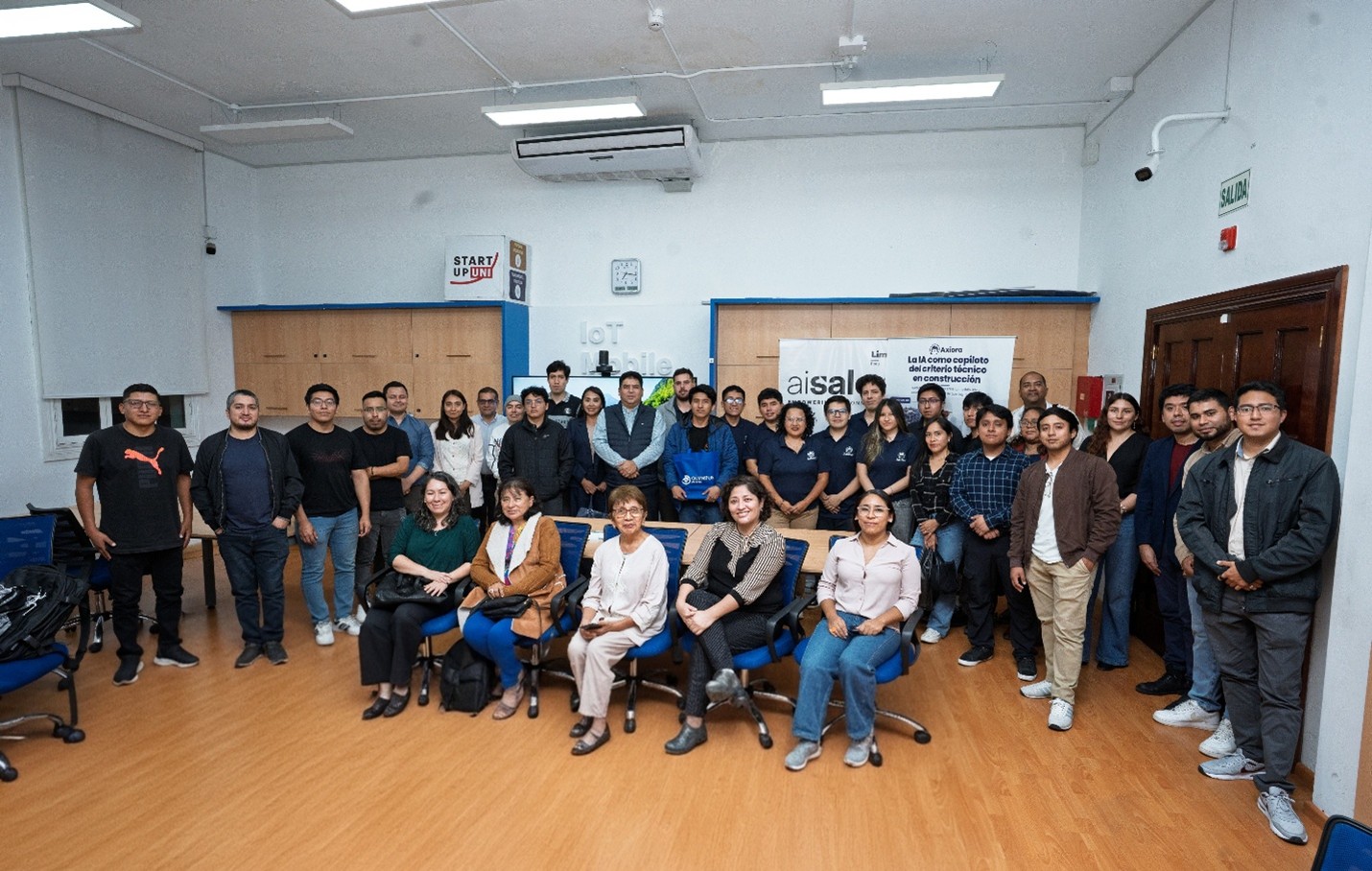 Foto protocolar del evento Startup UNI
